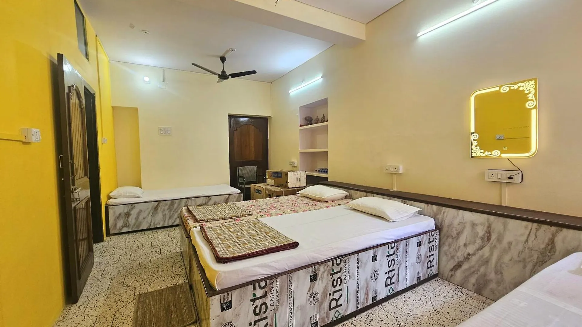 Saraogi Homestays Varanasi Indien
